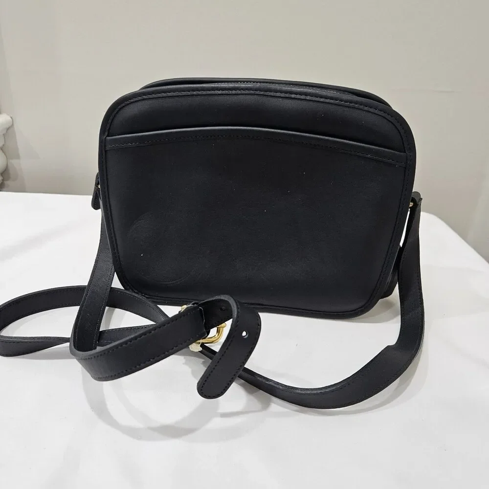 Vintage Coach Camera Bag 1986 Navy Blue Leather Strap Travel Vacation Holidays